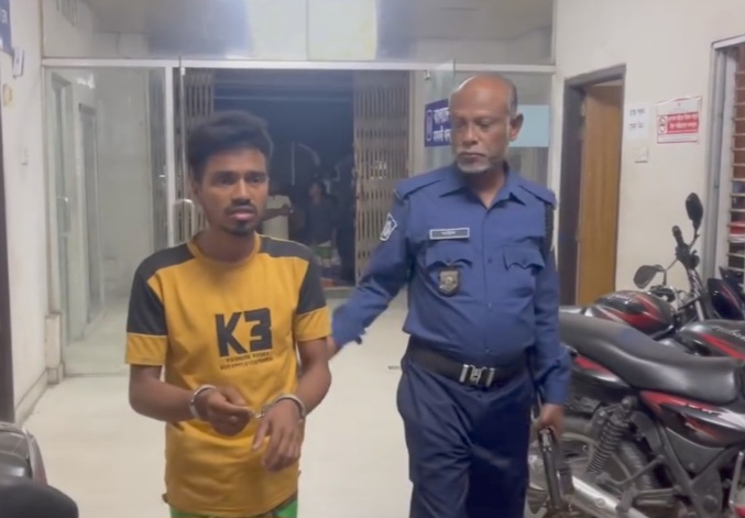 নরসিংদীতে ফোনে পরিচয় দেখা করতে গিয়ে গণধর্ষণের শিকার ৪ সন্তানের জননী, গ্রেপ্তার ১